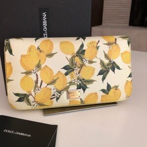 Dolce & Gabbana Lemon-Print Leather Zip Wallet